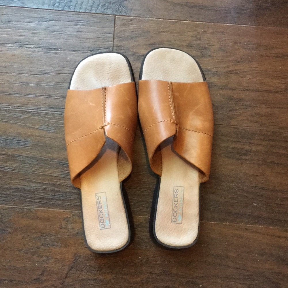 Brown leather dangles